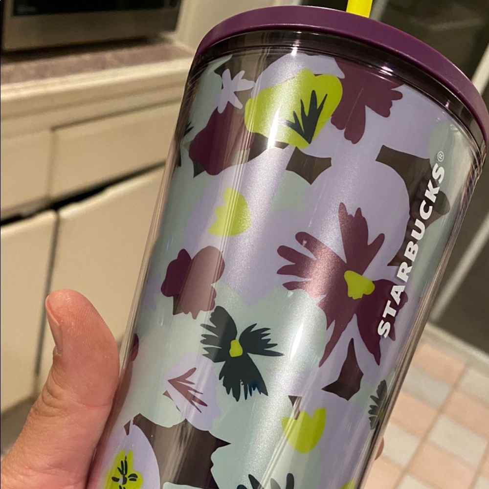 Lilac flower Starbucks tumbler